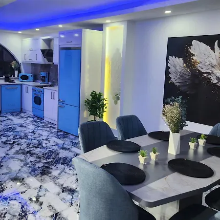 Luxury Imperial *