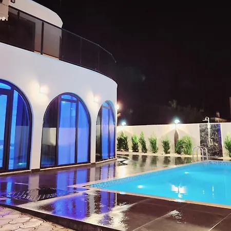 וילה Luxury Imperial